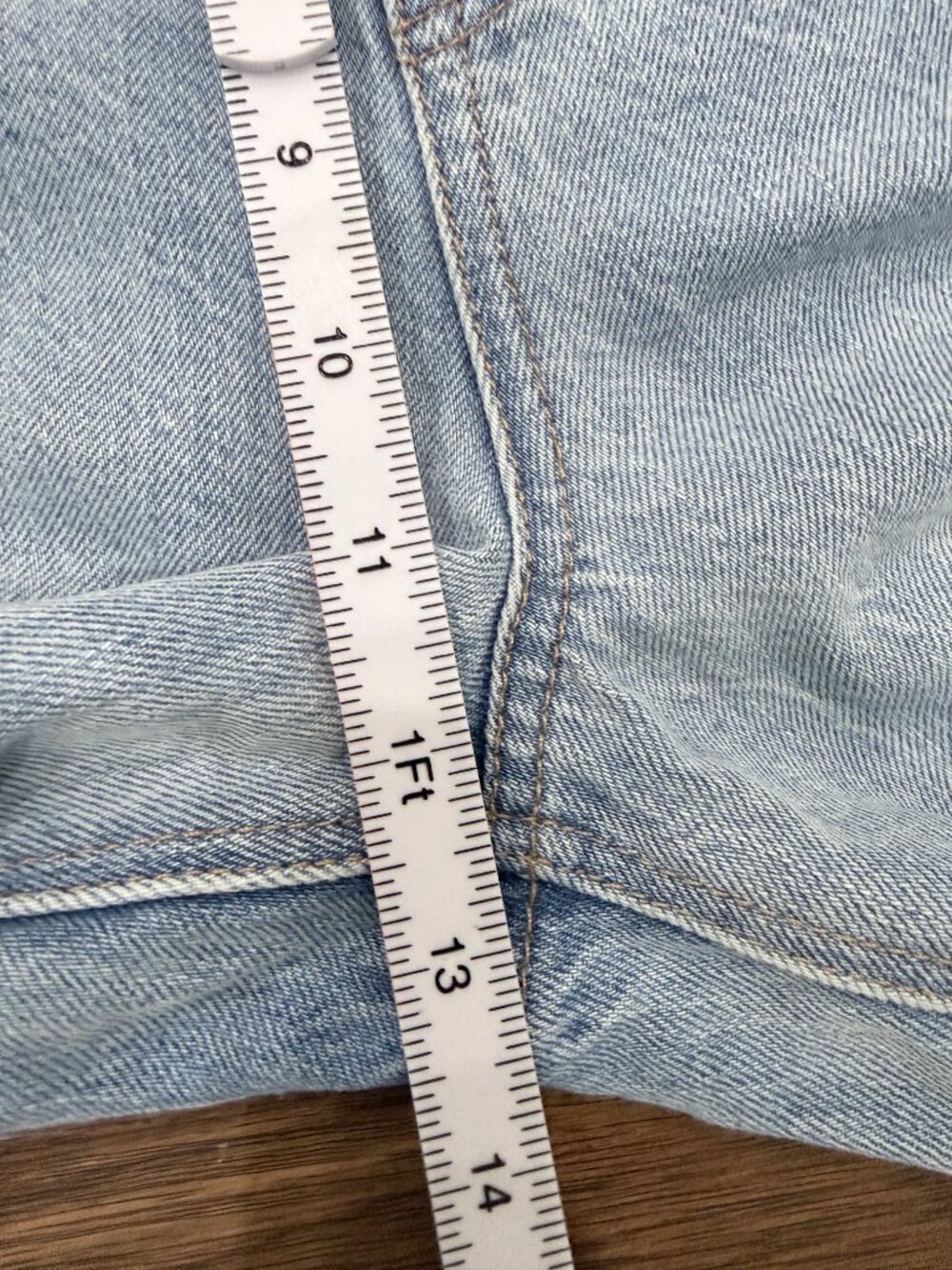 American Eagle Women’s Size 14 X-Long Distressed Straight Light Wash 100% Cotton - Picture 9 of 13